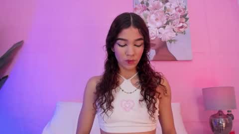 Snapshot of evelyn__rose1 chatting on February 26, 2026, 6:29 pm evelyn__rose1 online show from February 26, 2026, 6:29 pm