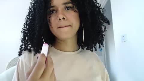 Snapshot of exotic_curls chatting on February 20, 2025, 3:08 pm LIA online show from February 20, 2025, 3:08 pm