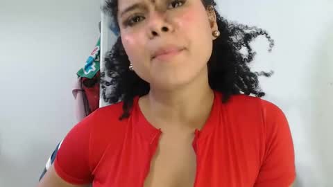 Snapshot of exotic_curls chatting on February 25, 2025, 4:10 pm LIA online show from February 25, 2025, 4:10 pm