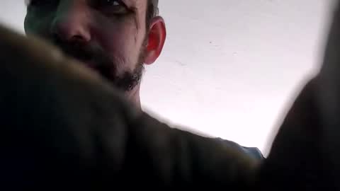 Snapshot of experttreecompany chatting on February 26, 2026, 9:47 pm experttreecompany online show from February 26, 2026, 9:47 pm