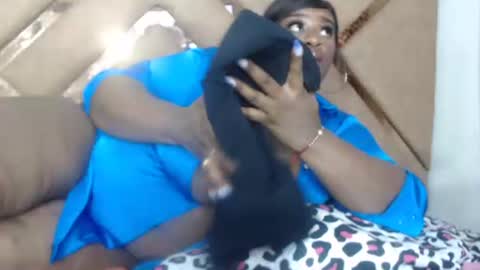 eyshaexotii online show from February 20, 2026, 6:26 am