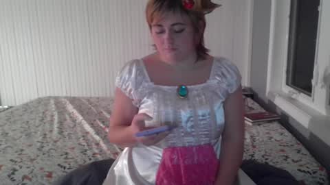 Snapshot of faeriedalelio chatting on January 29, 2025, 5:09 am Faerie Dalelio online show from January 29, 2025, 5:09 am