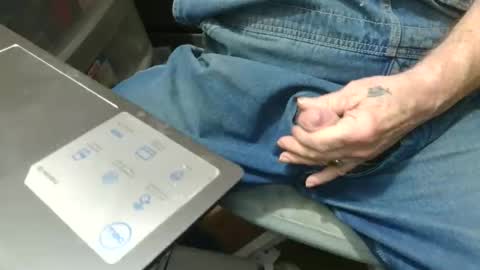 Fred. online show from November 20, 2025, 2:12 am