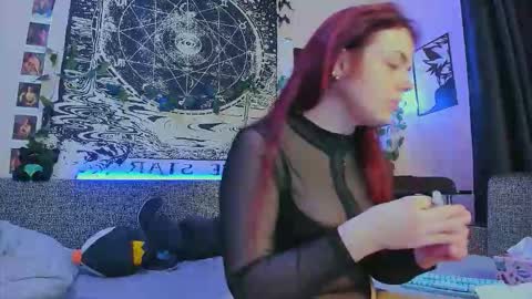 Snapshot of fearlessdiva_x chatting on November 25, 2025, 2:33 am Diva online show from November 25, 2025, 2:33 am