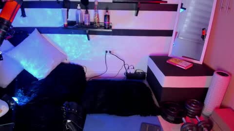 feel_the_touch online show from January 31, 2025, 8:43 pm