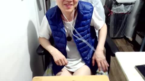 felixlau online show from December 20, 2025, 4:36 pm