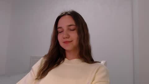 Snapshot of fireflies_fly_ chatting on September 23, 2025, 7:17 pm fireflies_fly_ online show from September 23, 2025, 7:17 pm