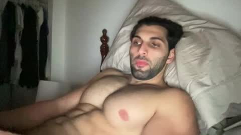 Snapshot of fitcurvyman4fun_69 chatting on February 10, 2026, 3:32 am fitcurvyman4fun_69 online show from February 10, 2026, 3:32 am