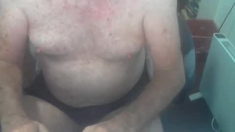 Snapshot of fithairymature chatting on March 4, 2026, 5:13 am fithairymature online show from March 4, 2026, 5:13 am