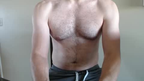 Snapshot of fithubby80 chatting on October 31, 2025, 4:08 pm fithubby80 online show from October 31, 2025, 4:08 pm