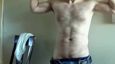 Snapshot of fithubby80 chatting on January 7, 2026, 7:49 pm fithubby80 online show from January 7, 2026, 7:49 pm