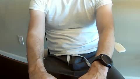 Snapshot of fithubby80 chatting on January 14, 2026, 5:40 pm fithubby80 online show from January 14, 2026, 5:40 pm