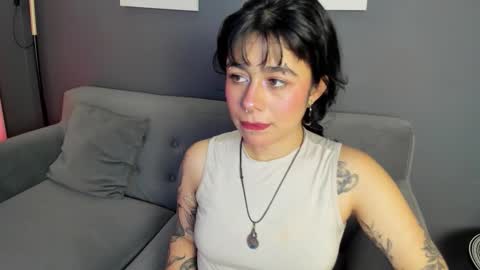 Snapshot of flower_smith_ chatting on February 8, 2026, 1:25 pm Its a pleasure to meet you. Im Flower. Help me reach 1k. Follow me. online show from February 8, 2026, 1:25 pm