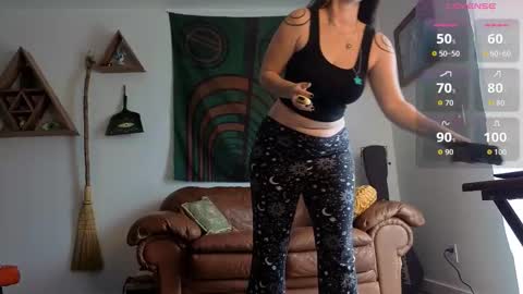 Snapshot of forestdarling chatting on February 9, 2026, 7:29 pm forestdarling online show from February 9, 2026, 7:29 pm