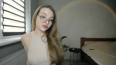 Snapshot of foxxialice chatting on January 16, 2026, 2:10 pm foxxialice online show from January 16, 2026, 2:10 pm