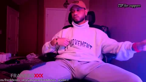 Snapshot of frankcokxxx chatting on December 17, 2025, 8:20 am Frankboxxx and mat online show from December 17, 2025, 8:20 am