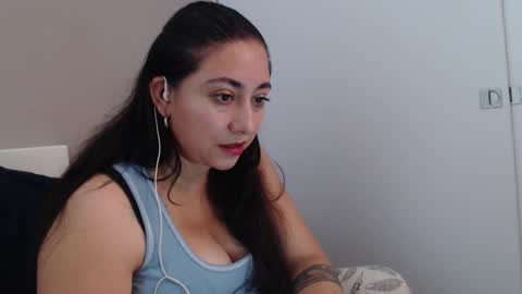 Snapshot of fransheska1_4 chatting on February 18, 2026, 1:51 pm fransheska and Dimytri online show from February 18, 2026, 1:51 pm