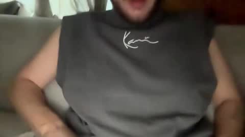 Snapshot of ftmstud93 chatting on December 14, 2025, 2:00 pm ftmstud93 online show from December 14, 2025, 2:00 pm