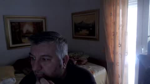 Snapshot of fukingcrazy chatting on December 4, 2024, 11:52 am fukingcrazy online show from December 4, 2024, 11:52 am