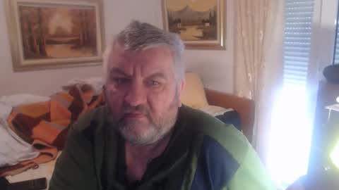 Snapshot of fukingcrazy chatting on March 2, 2026, 8:43 am fukingcrazy online show from March 2, 2026, 8:43 am