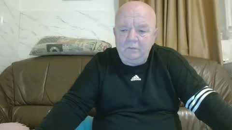 Snapshot of fullballs6 chatting on January 17, 2026, 2:49 am fullballs6 online show from January 17, 2026, 2:49 am