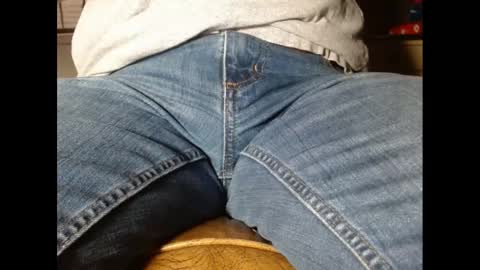 Snapshot of fuzzyblues chatting on January 28, 2025, 9:08 pm Fuzzy Blues online show from January 28, 2025, 9:08 pm