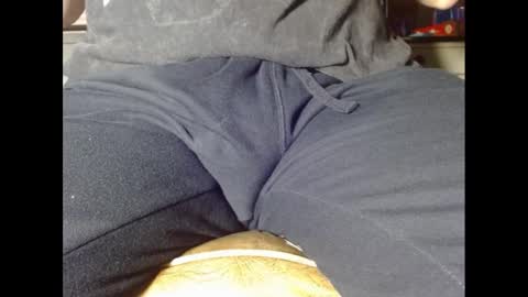 Snapshot of fuzzyblues chatting on January 29, 2025, 9:07 pm Fuzzy Blues online show from January 29, 2025, 9:07 pm