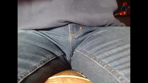 Snapshot of fuzzyblues chatting on February 2, 2025, 9:45 pm Fuzzy Blues online show from February 2, 2025, 9:45 pm