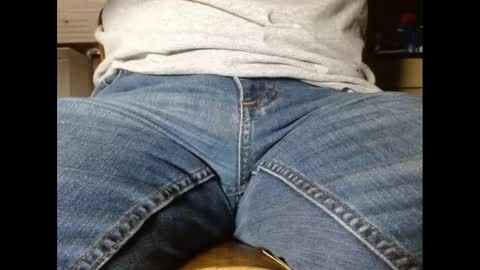 Snapshot of fuzzyblues chatting on February 4, 2025, 8:49 pm Fuzzy Blues online show from February 4, 2025, 8:49 pm