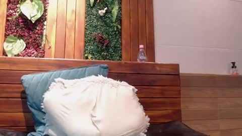 Snapshot of gabriell_ramirez_ chatting on January 27, 2025, 9:34 am gabriell_ramirez_ online show from January 27, 2025, 9:34 am