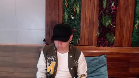 Snapshot of gabriell_ramirez_ chatting on February 1, 2025, 10:48 am gabriell_ramirez_ online show from February 1, 2025, 10:48 am