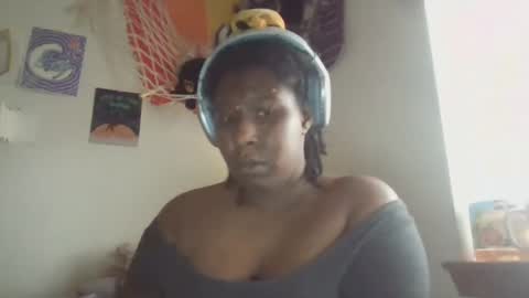 Snapshot of gaeabunny chatting on February 19, 2025, 11:36 pm gaeabunny online show from February 19, 2025, 11:36 pm