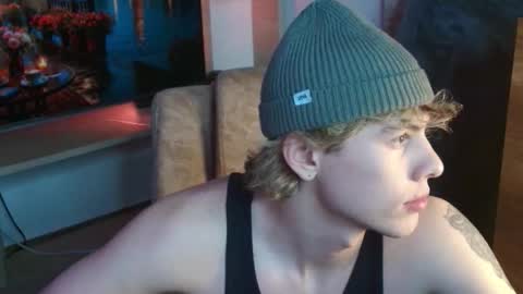 Snapshot of gemdominus chatting on January 7, 2026, 3:20 am Gem Dominus online show from January 7, 2026, 3:20 am