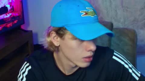 Snapshot of gemdominus chatting on February 2, 2026, 9:57 pm Gem Dominus online show from February 2, 2026, 9:57 pm