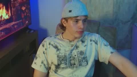 Snapshot of gemdominus chatting on February 14, 2026, 12:18 am Gem Dominus online show from February 14, 2026, 12:18 am