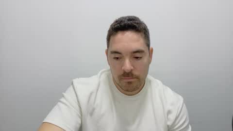 genesis_wb online show from November 26, 2025, 1:28 am