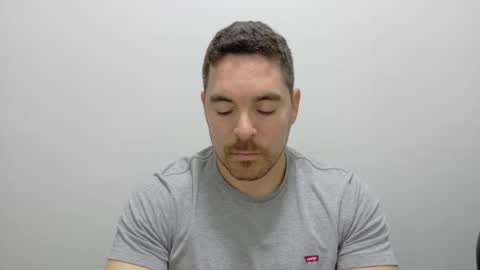 genesis_wb online show from November 27, 2025, 2:13 am