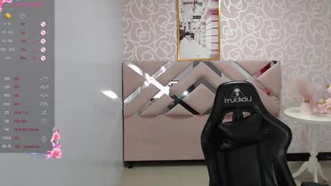 gia_ch online show from January 18, 2025, 1:51 pm