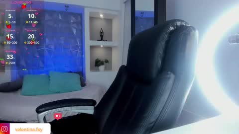 Gia online show from February 28, 2025, 6:21 am