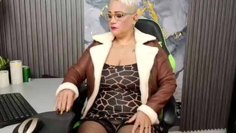   online show from February 19, 2026, 12:45 pm