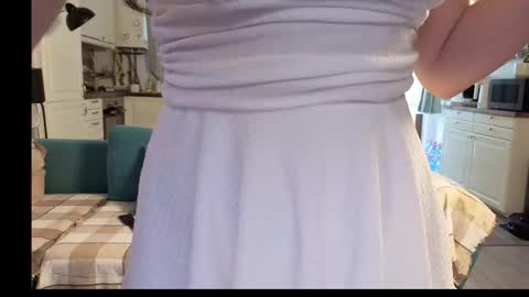 Girlfriend online show from February 10, 2026, 9:13 am