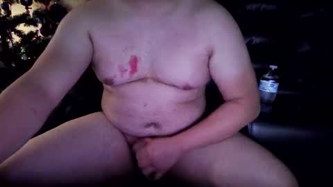 Snapshot of girthysausage904344 chatting on December 18, 2024, 7:47 am GirthySausage online show from December 18, 2024, 7:47 am