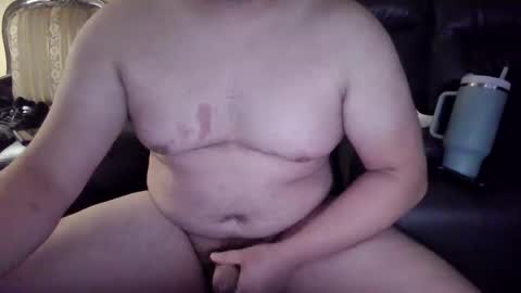 Snapshot of girthysausage904344 chatting on December 31, 2024, 7:42 am GirthySausage online show from December 31, 2024, 7:42 am