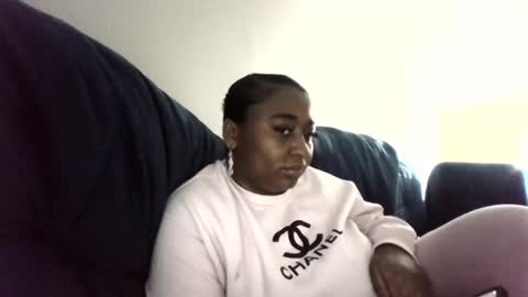 Snapshot of goddess_allure0 chatting on December 8, 2024, 7:05 am Goddess Allure0 online show from December 8, 2024, 7:05 am