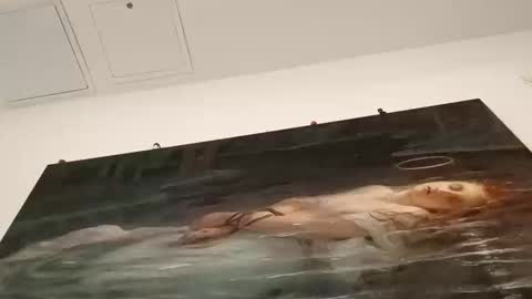 KCKK HOTTEST IN THE BAY online show from October 19, 2025, 8:42 pm