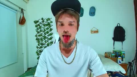 Goldy Loyal93 online show from February 8, 2026, 7:12 am