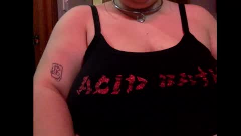 Snapshot of gothicc_goddess chatting on October 20, 2025, 12:22 am Goddess Jane online show from October 20, 2025, 12:22 am