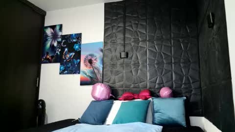 Snapshot of graceymilf999 chatting on February 15, 2026, 12:03 pm Gracey Milf online show from February 15, 2026, 12:03 pm