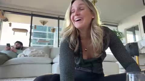 Gracie Mae online show from February 15, 2026, 9:55 pm