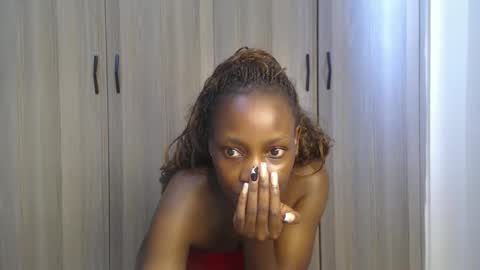 Miss Incredible online show from February 19, 2026, 12:01 pm